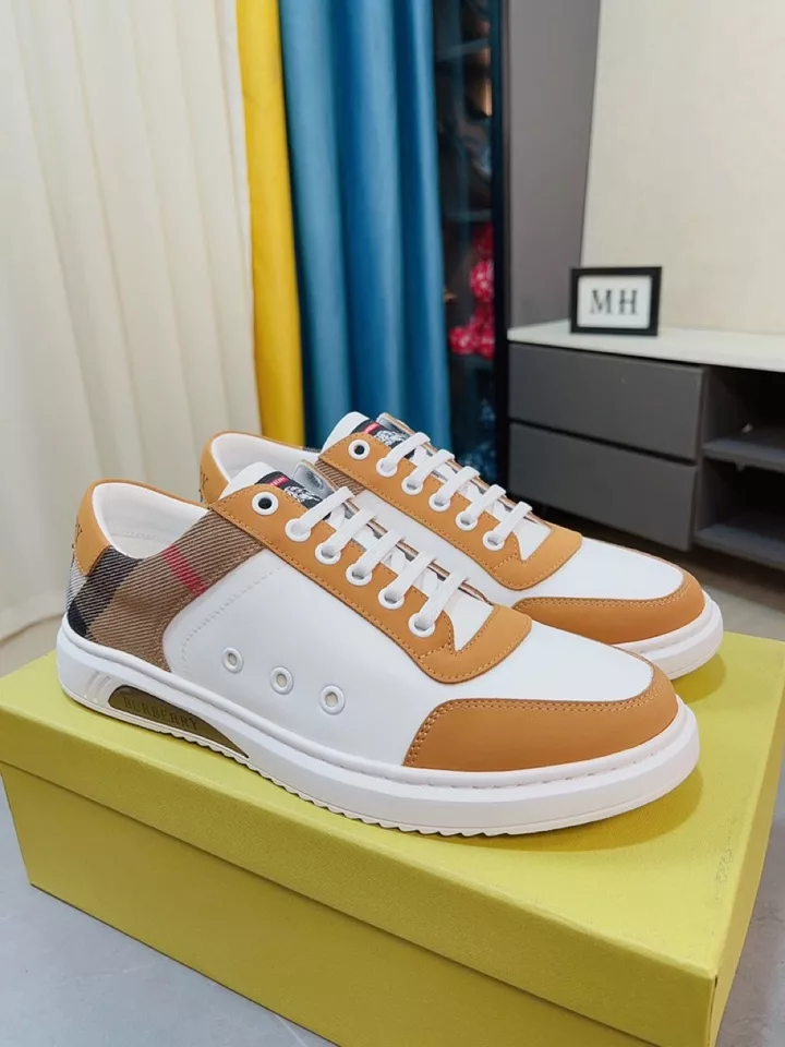 (Luxury brand, the latest fashion men's shoes 🔜 upper selected imported top quality material ➕ outsole original Burberry pattern trim material production and cowhide splicing, highlighting the brand image) leather sheep lining, on the foot lightweight and comfortable, personality fashion rubber wear-resistant outsole, size: 38/44