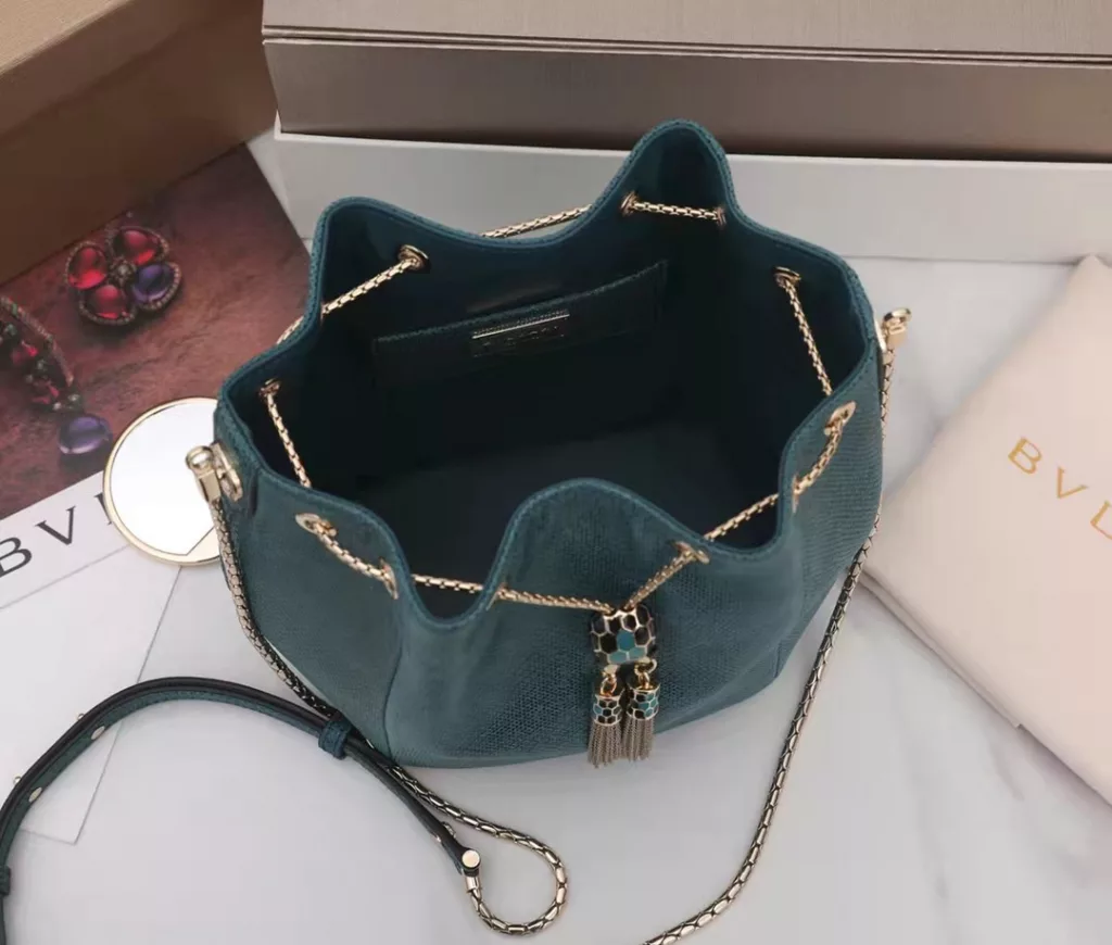 BVLGARI (Bucket Bag)<br>The 