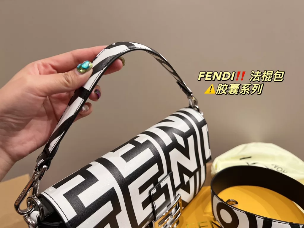 Size 26.15<br>Fendi baguette bag<br>⚠️ capsule collection<br>Forever a versatile piece<br>The upper body is absolutely beautiful This texture<br>Fairies deserve to have