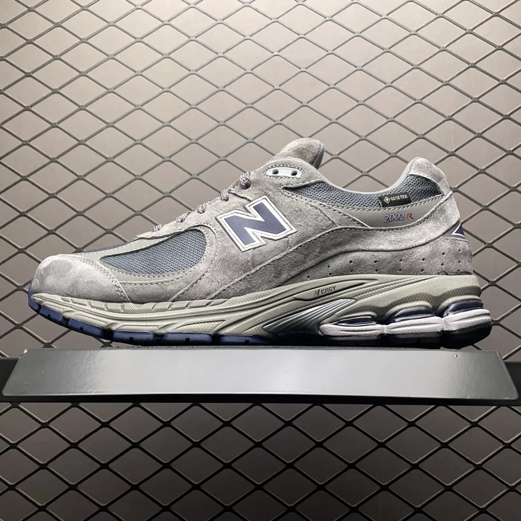 Gore-Tex x New Balance New Balance M2002RXC retro casual running shoes produced by a large factory a version of the pure original with the same channel the right combination of outsole distinguish advance currency quality Size: 36 37 37.5 38 38.5 39.5 40 40.5 41.5 42 42.5 43 44 44.5 45 45.5 46.5 47.5