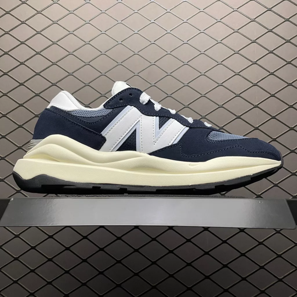 New Balance M5740CD navy blue retro casual jogging shoes UP pure original exclusive build break the market no good goods! The only correct version of the current market original materials channel outsole high-end retail exclusive products full size spot terminal advantageous supply size: 36 37 37.5 38 38 38.5 39.5 40 40.5 41.5 42 42.5 43 44 44.5 45 46.5