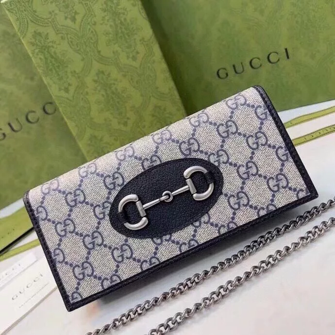 🎀🎀GUCCl 0884 Chain Bag 🎀Color Black<br>🎀Size 19<em>10</em>4 🎀GUCCi 2022 new 1955 saddle buckle woc in stock exclusive shot, mobile. Card . Lipstick . keys … Must carry small items in one package, and zipper compartment. Remove the chain can also be used as a handbag.