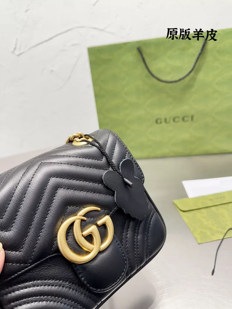 size: 18*17cm<br>GG Marmont square fatty<br>Gucci new small cute shocking attack<br>Babies absolutely absolutely the next explosive!