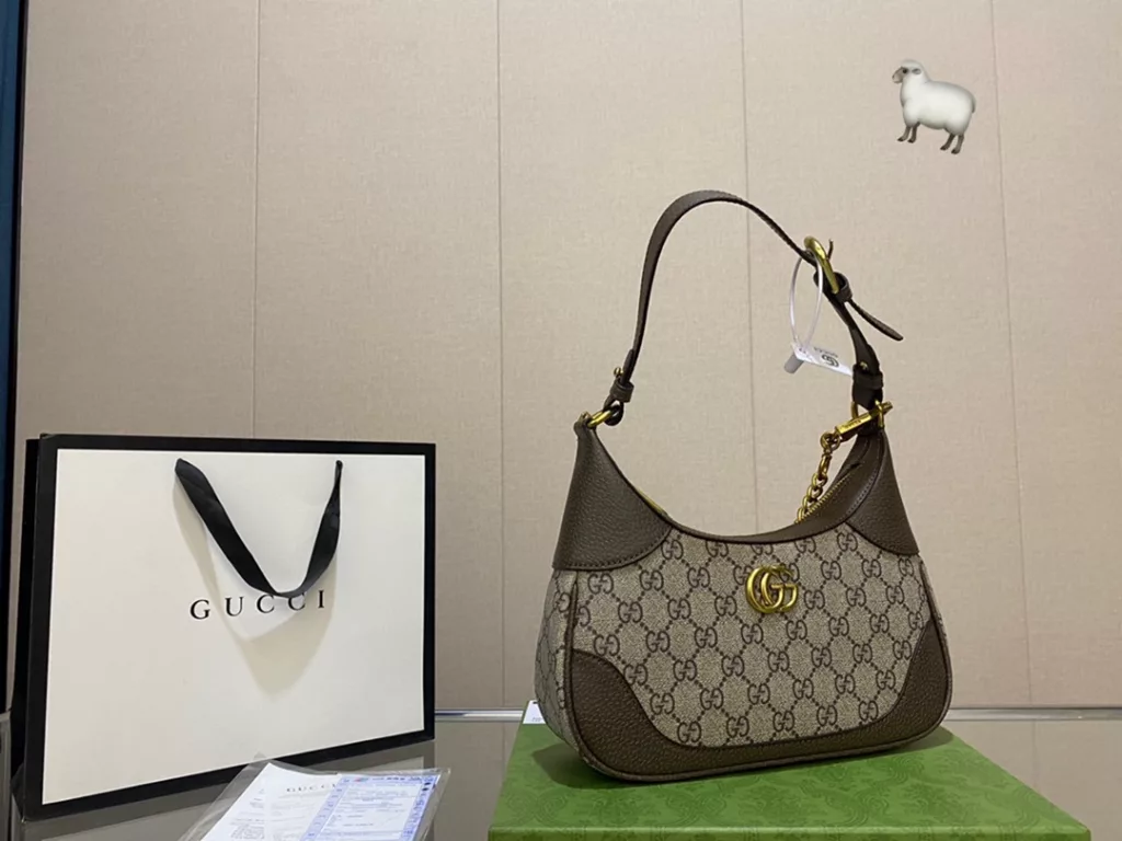 Gucci Coolidge underarm bag super good with suitable for daily travel girlfriends shopping fashion and versatile are super good choice D-28 size 23.6.12 with box