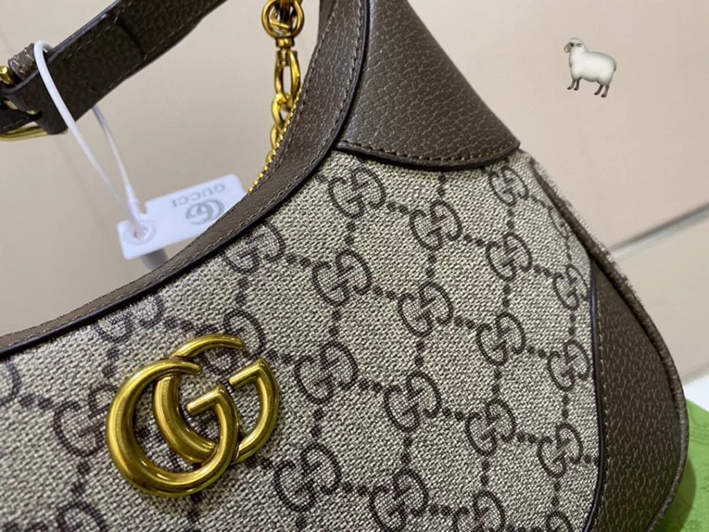 Gucci Coolidge underarm bag super good with suitable for daily travel girlfriends shopping fashion and versatile are super good choice D-28 size 23.6.12 with box