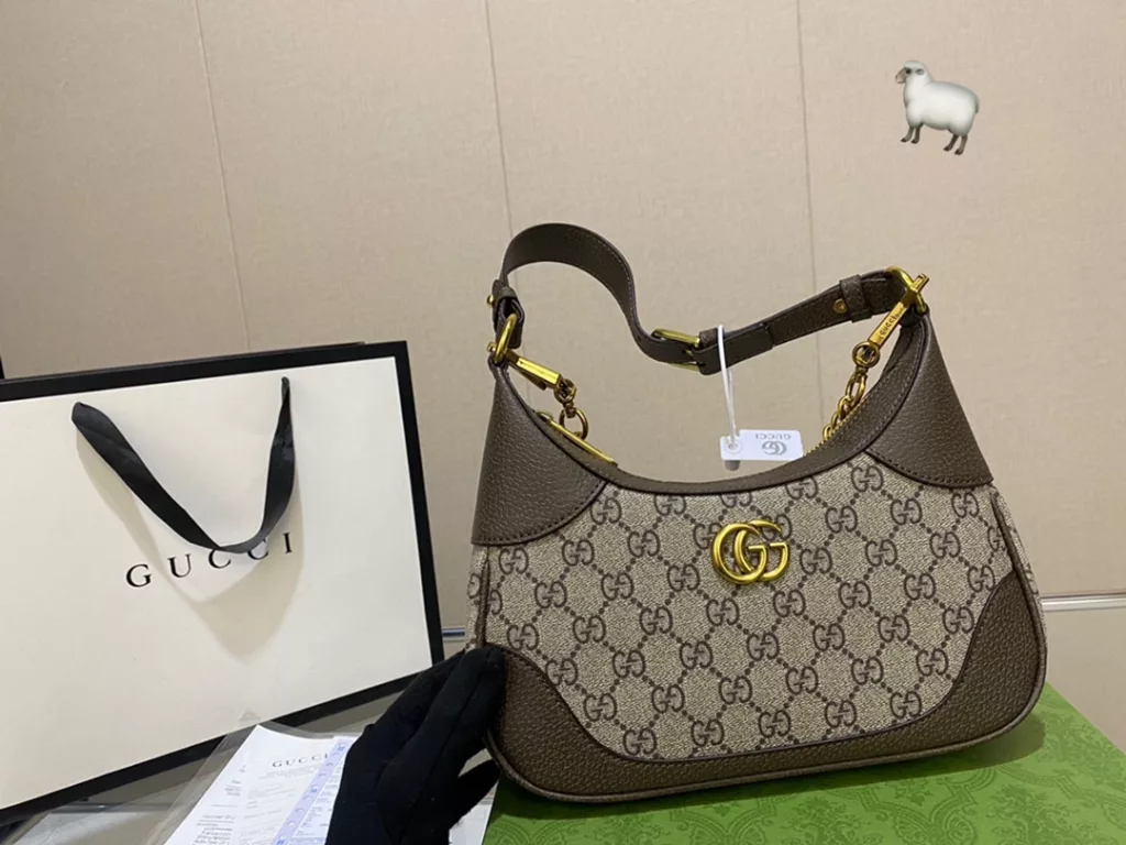 Gucci Coolidge underarm bag super good with suitable for daily travel girlfriends shopping fashion and versatile are super good choice D-28 size 23.6.12 with box