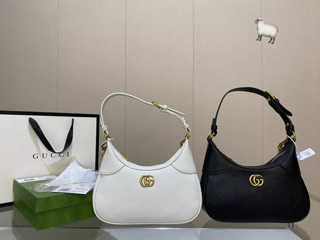 Gucci Coolidge underarm bag super good with suitable for daily travel girlfriends shopping fashion and versatile are super good choice D-28 size 23.6.12 with box