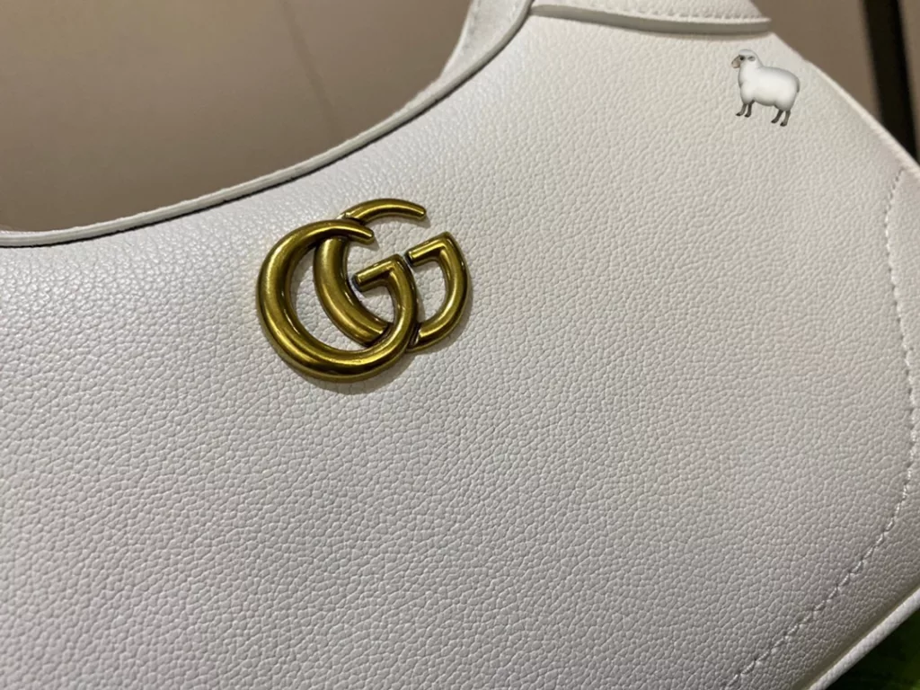 Gucci Coolidge underarm bag super good with suitable for daily travel girlfriends shopping fashion and versatile are super good choice D-28 size 23.6.12 with box