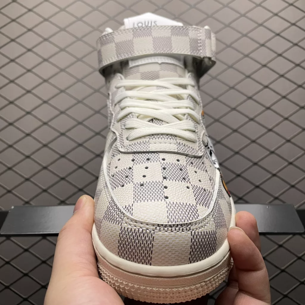 Louis Vuitton x Off-white x NK Air Force 1 LV tripartite co-branded model Air Force 1 mid-top casual sports board shoes Full set of custom shoebox Accessories Size: 36 36.5 37.5 38 38.5 39 40 40.5 41 42 42.5 43 44 45 46