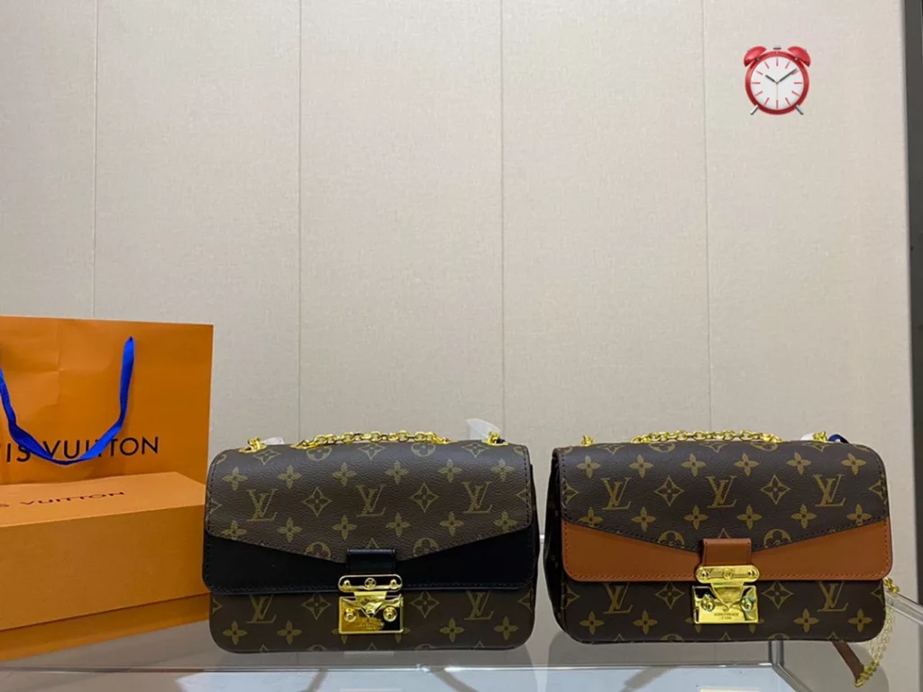 Louis Vuitton | Marceau<br>The new bag model The timeless classic Monogram<br>LV new chain bag marceau<br>Classic old flower elements<br>Caramel color with fashionable color scheme<br>Do not come to get the same model<br>Size 25 15 folding gift box 🎁