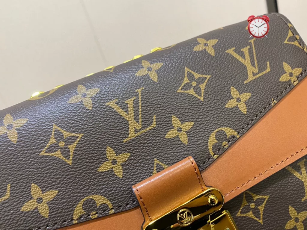 Louis Vuitton | Marceau<br>The new bag model The timeless classic Monogram<br>LV new chain bag marceau<br>Classic old flower elements<br>Caramel color with fashionable color scheme<br>Do not come to get the same model<br>Size 25 15 folding gift box 🎁