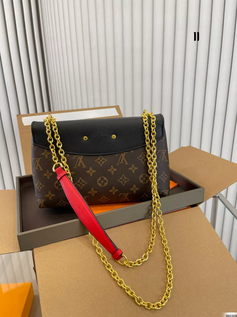 Louis Vuitton/Louis Vuitton<br>LV women's bag SAINT shoulder crossbody chain bag<br>The first choice for everyday fashion and elegance<br>A must for every cool girl<br>Size 25 16