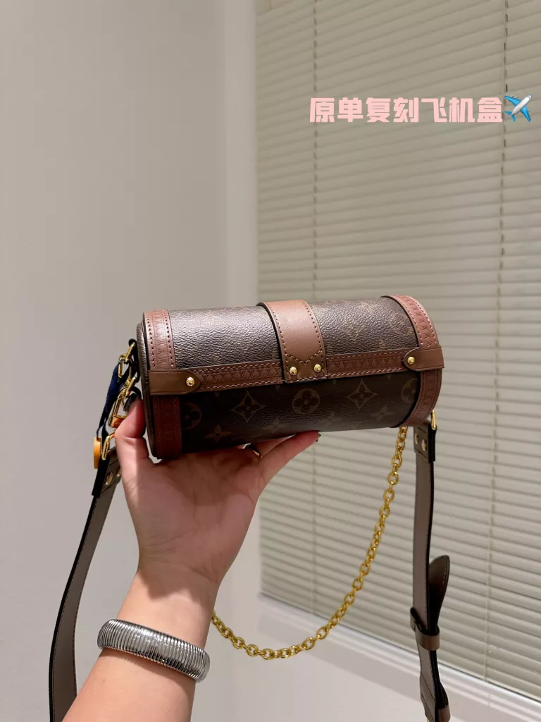 Louis Vuitton 2021 Prefall/Papillon Trunk<br>Today and share with you the latest LV upcoming models, which are also visually expected to be the next big breakout of the year, Louis Vuitton 2021 Prefall /Papillon Trunk.