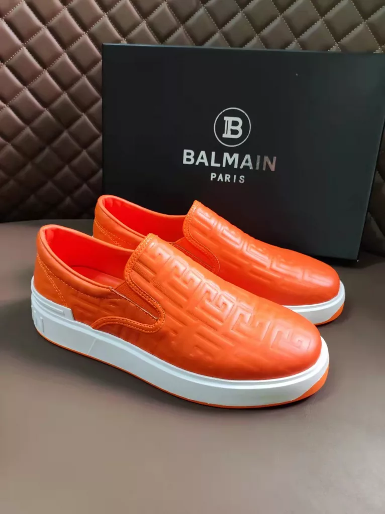 Balmain - fashion classic board shoes, the<br>Yardage 38-45<br>Made of imported cowhide for fabric and cowhide lining.