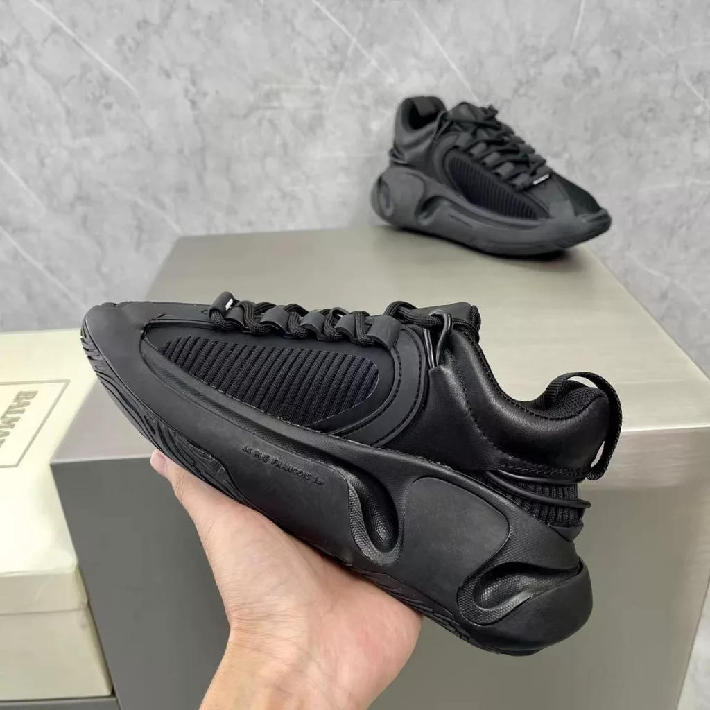 Balmain｜Balmain𝟐𝟎𝟐𝟐𝟐/𝐒𝐒 𝐧𝐞𝐰 New casual shoes men's and women's code couple models shipped<br>Cowhide stitching original mesh with elastic elastic lacing webbing carry shoes ring with multiple composite stitching heavy work to create a boutique lining light breathable mesh sheepskin cushion foot all raw materials fierce goods 5CM light original tpu outsole thickening comfortable feet feel very good and especially good with super tide model no girl can resist a goddess / god of artwork into new elements so that people can not resist … 🕊 this year's high heels of the absolute sub 🥰 minutes will let you have a unique feminine blingbling super beauty full set of original box packaging!<br>Women's sizes: 35-36-37-38-39-40 (can be customized 41 can not be returned)<br>Men's sizes: 39-40-41-42-43-44 (can be customized for men 38 45 46 can not be returned)