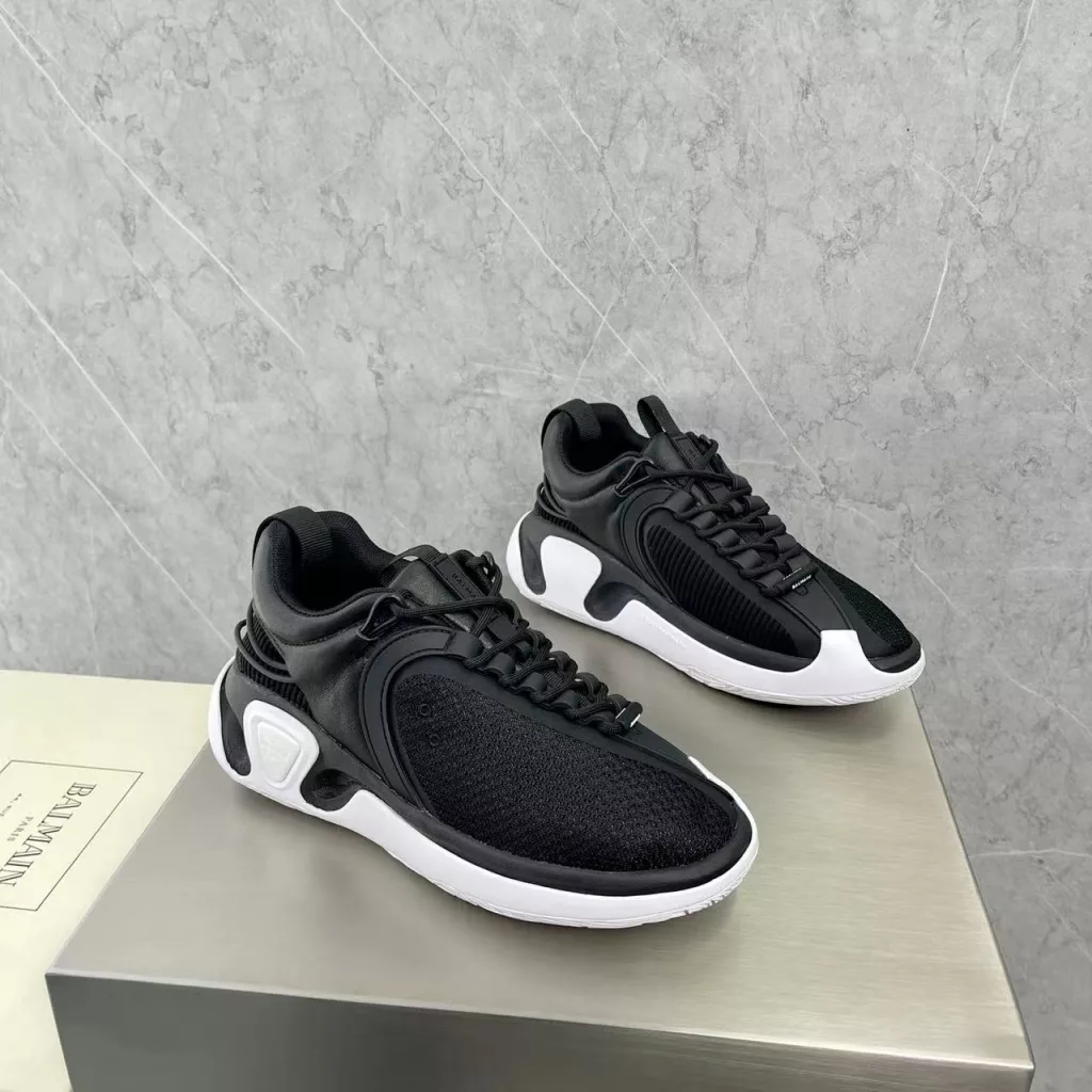 Balmain｜Balmain𝟐𝟎𝟐𝟐𝟐/𝐒𝐒 𝐧𝐞𝐰 New casual shoes men's and women's code couple models shipped<br>Cowhide stitching original mesh with elastic elastic lacing webbing carry shoes ring with multiple composite stitching heavy work to create a boutique lining light breathable mesh sheepskin cushion foot all raw materials fierce goods 5CM light original tpu outsole thickening comfortable feet feel very good and especially good with super tide model no girl can resist a goddess / god of artwork into new elements so that people can not resist … 🕊 this year's high heels of the absolute sub 🥰 minutes will let you have a unique feminine blingbling super beauty full set of original box packaging!<br>Women's sizes: 35-36-37-38-39-40 (can be customized 41 can not be returned)<br>Men's sizes: 39-40-41-42-43-44 (can be customized for men 38 45 46 can not be returned)