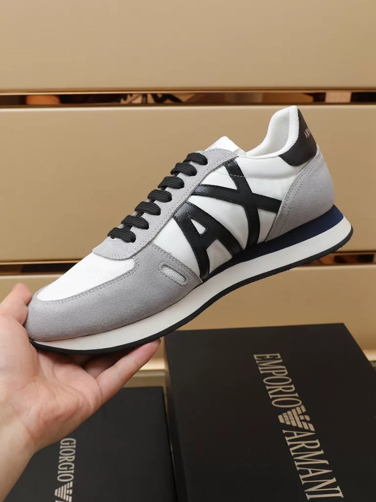 Armani] new men's fashion casual shoes 🇨🇳 original single quality, high-end boutique 💯 exquisite details, using Italian cowhide with breathable mesh ➕ luxury sheepskin cushioned feet 🌶 🌶 rubber wear-resistant non-slip outsole, comfortable to wear 🎋 craft refined, fine workmanship, worth having 🍉 color: three colors available Yardage: 38-44