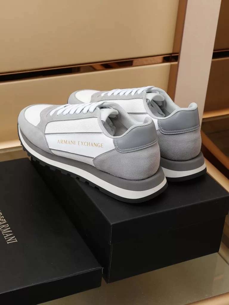 Armani] new men's fashion casual shoes 🇨🇳 original single quality, high-end boutique 💯 details exquisite exquisite, using Italian cowhide with breathable mesh ➕ luxury sheepskin cushion foot 🌶 🌶 rubber wear-resistant non-slip outsole, comfortable to wear 🎋 craft refined, fine workmanship, worth having 🍉 yardage: 38-44