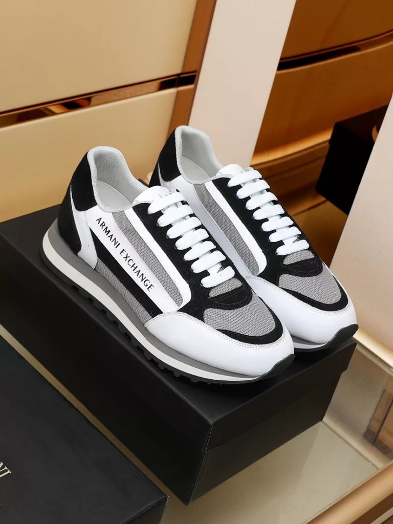 Armani] new men's fashion casual shoes 🇨🇳 original single quality, high-end boutique 💯 details exquisite and elaborate, using Italian cowhide ➕ luxury sheepskin cushion foot 🌶 🌶 rubber wear-resistant non-slip outsole, comfortable to wear 🎋 craft exquisite , fine workmanship, worth having 🍉Color: four colors to choose from Yardage: 38-44