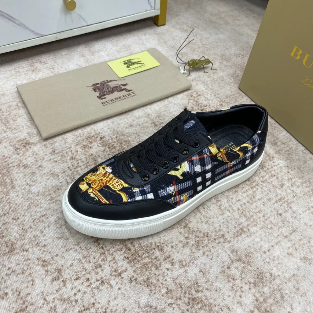 🎬【 Burberry - Burberry 】 official website synchronization counter quality fashion simple classic imported original cloth fabric leather lining original outsole (size):38-44. X0