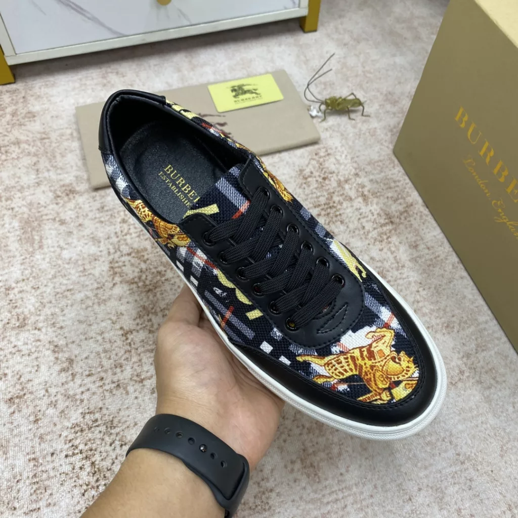 🎬【 Burberry - Burberry 】 official website synchronization counter quality fashion simple classic imported original cloth fabric leather lining original outsole (size):38-44. X0