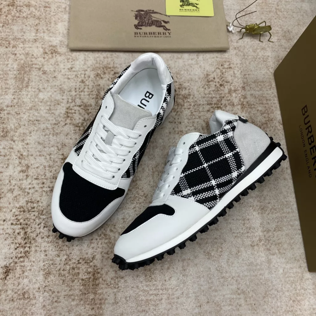 (BURBERRY - Burberry) classic models ✔️ top original single purchase goods! High-end men's 👔 casual - knitted shoes ! Original single boutique ~ simple fashion British model ~ the original imported counter guest supply plaid fabric ➕ imported cowhide lining cushioned foot, rear end bump three-dimensional logo decoration, the original rubber sole!<br>Size: 38 -44 (45 custom) X8