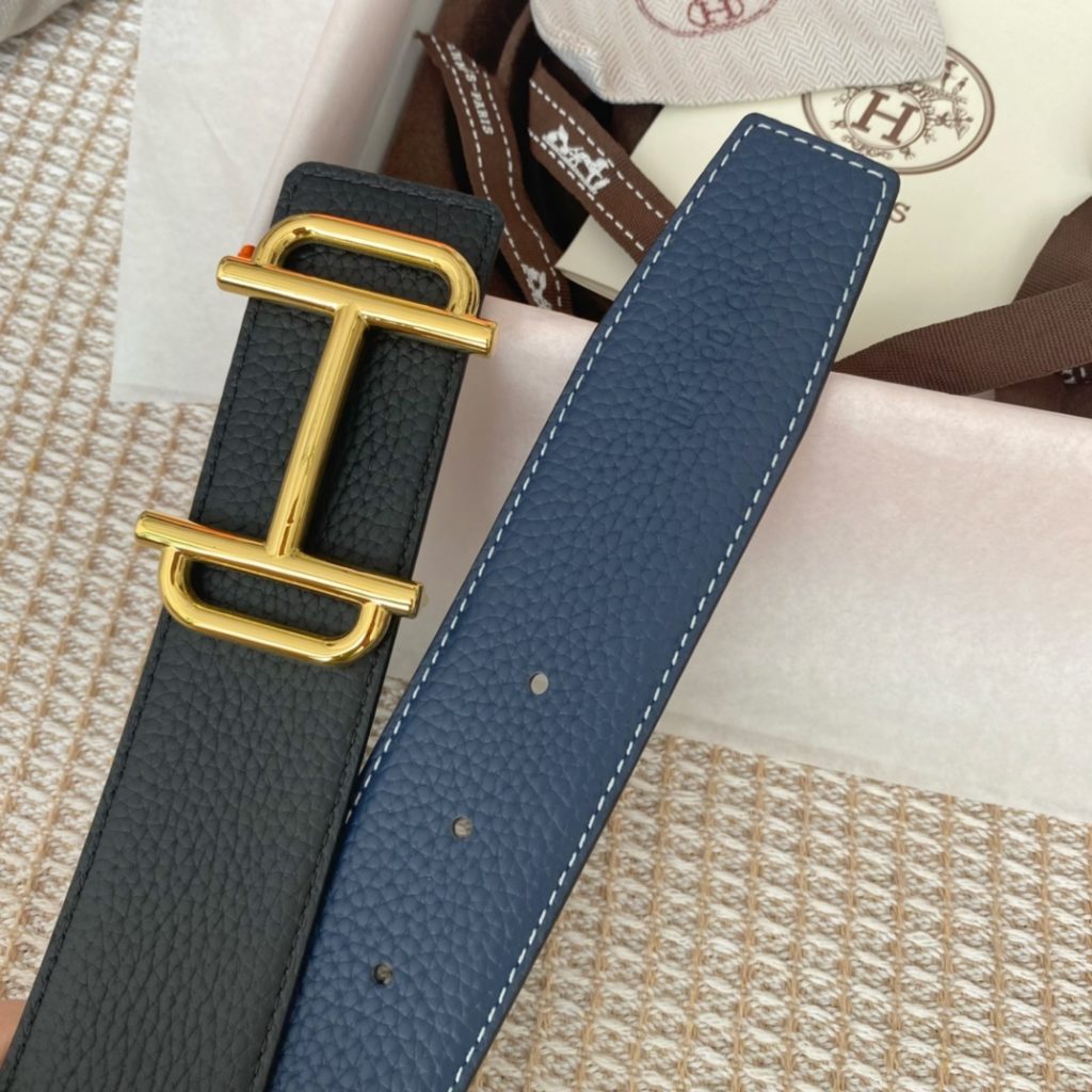 New original single. Genuine size aims original alignment belt body using imported original fixed double-sided lychee grain togo calfskin belt. New exclusive 316 stainless steel hardware! Can be used on both sides Genuine open edition! Specialized counter models!