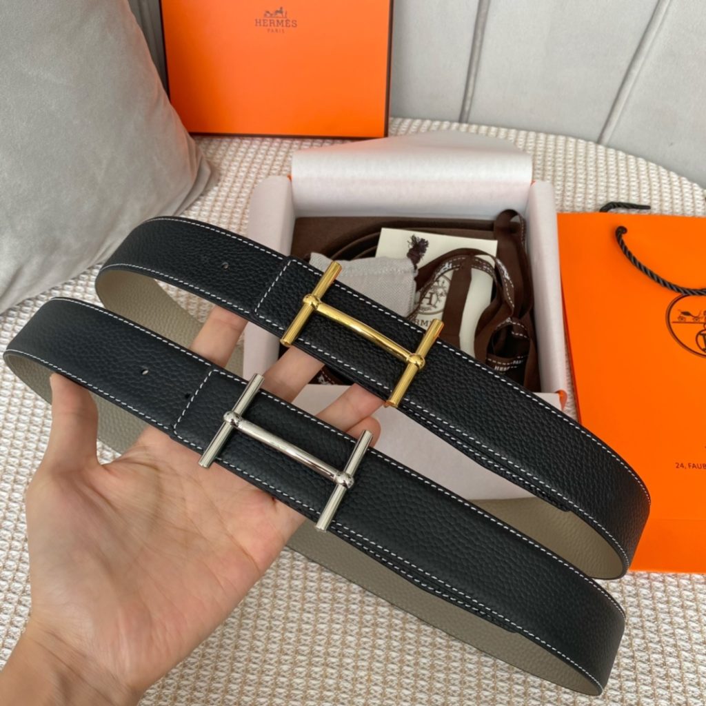 New original single. Genuine size aims original alignment belt body using imported original fixed double-sided lychee grain togo calfskin belt. New exclusive 316 stainless steel hardware! Can be used on both sides Genuine open edition! Specialized counter models!