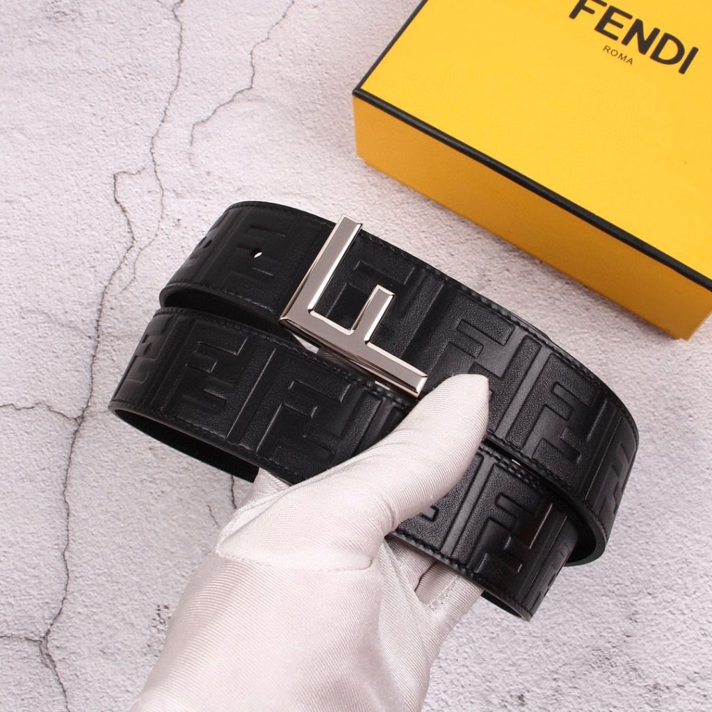 FENDl (Fendi) 38MM wide double-sided imported calfskin production with the original F buckle classic fashion casual trend men's belt exquisite style unique design workmanship details perfect HD real shooting quality assurance