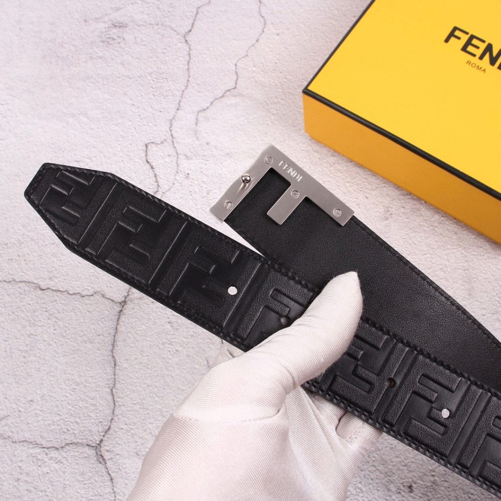 FENDl (Fendi) 38MM wide double-sided imported calfskin production with the original F buckle classic fashion casual trend men's belt exquisite style unique design workmanship details perfect HD real shooting quality assurance