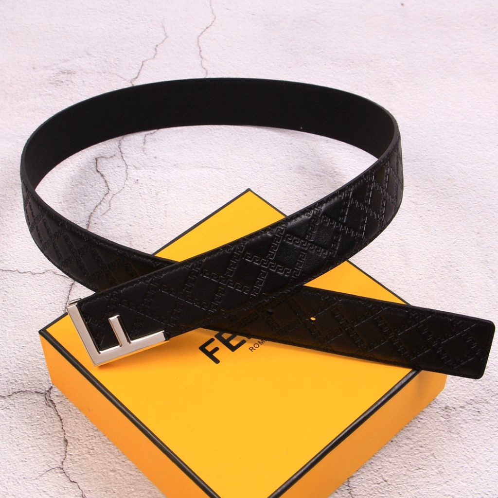 FENDl (Fendi) 38MM wide double-sided imported calfskin production with the original F buckle classic fashion casual trend men's belt exquisite style unique design workmanship details perfect HD real shooting quality assurance