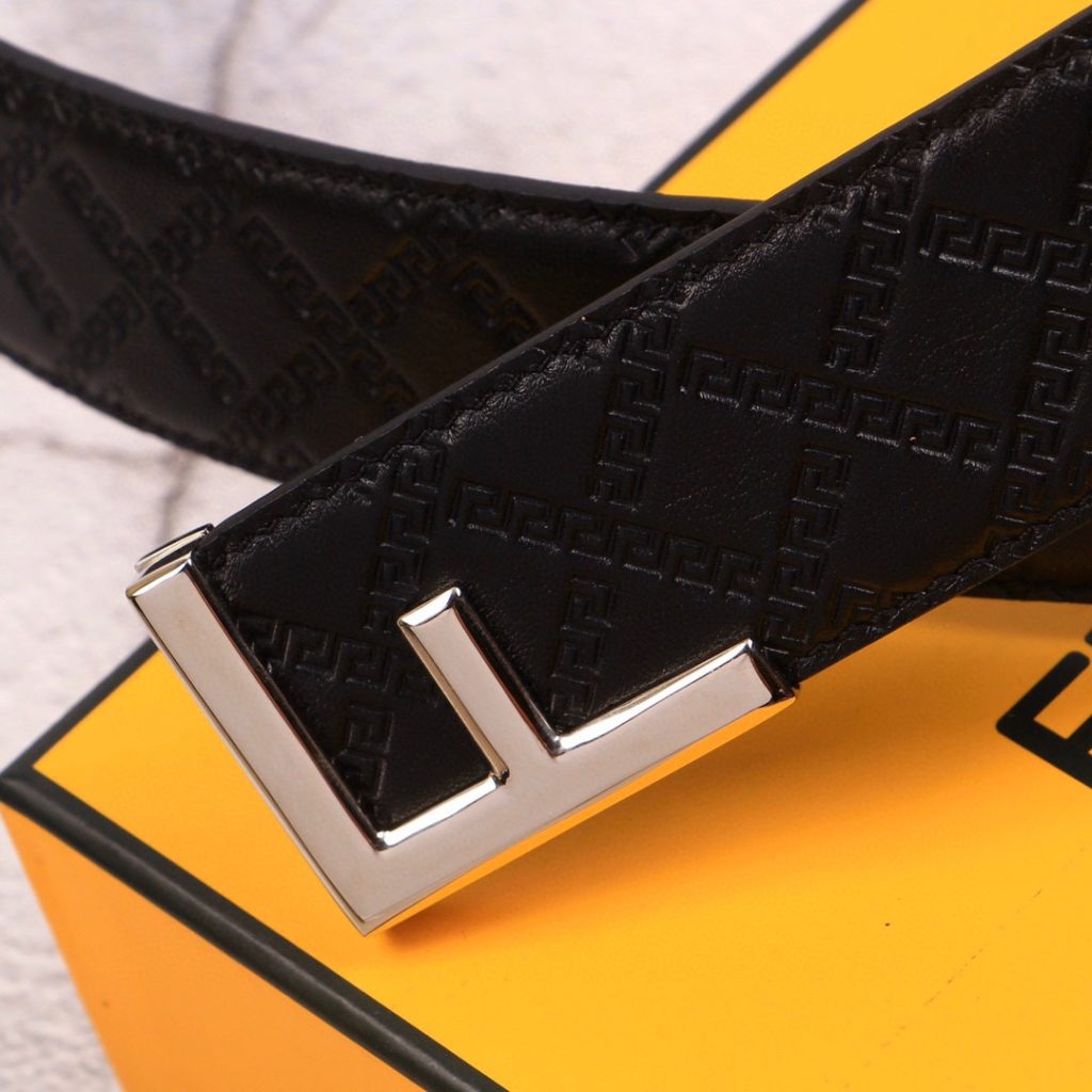 FENDl (Fendi) 38MM wide double-sided imported calfskin production with the original F buckle classic fashion casual trend men's belt exquisite style unique design workmanship details perfect HD real shooting quality assurance