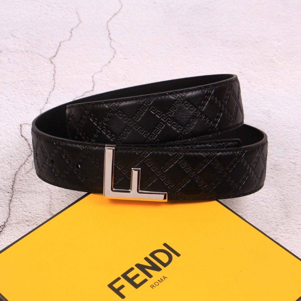 FENDl (Fendi) 38MM wide double-sided imported calfskin production with the original F buckle classic fashion casual trend men's belt exquisite style unique design workmanship details perfect HD real shooting quality assurance