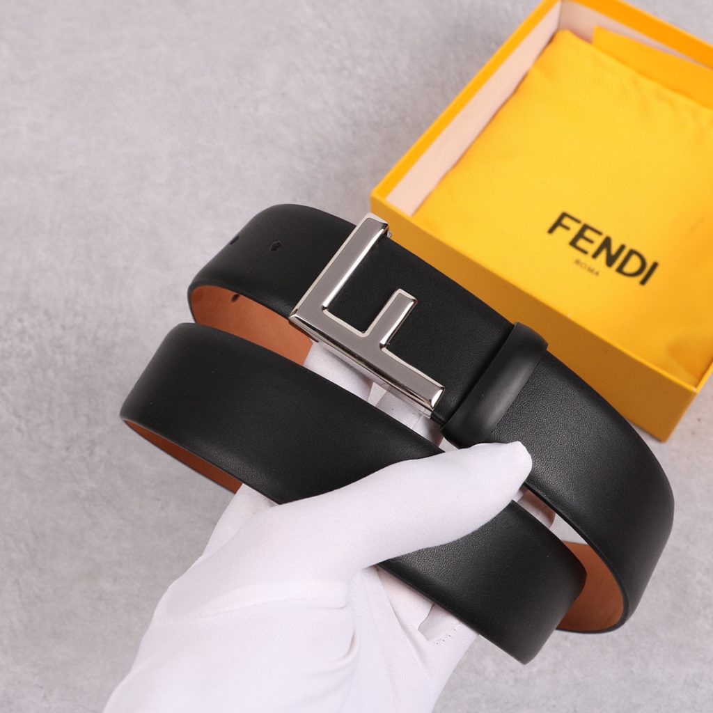 FENDl (Fendi) 38MM wide double-sided imported calfskin production with the original F buckle classic fashion casual trend men's belt exquisite style unique design workmanship details perfect HD real shooting quality assurance