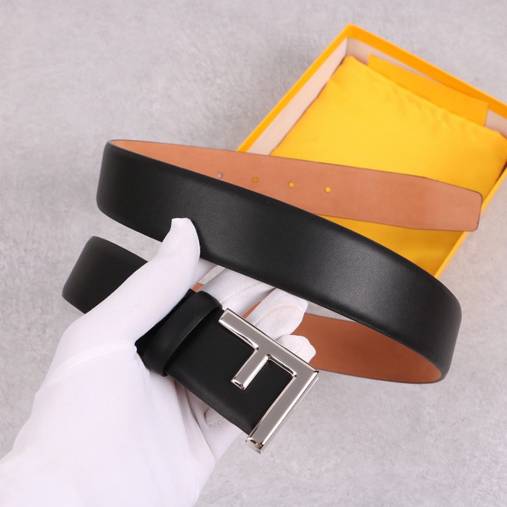 FENDl (Fendi) 38MM wide double-sided imported calfskin production with the original F buckle classic fashion casual trend men's belt exquisite style unique design workmanship details perfect HD real shooting quality assurance