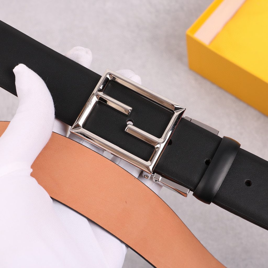 FENDl (Fendi) 38MM wide double-sided imported calfskin production with the original F buckle classic fashion casual trend men's belt exquisite style unique design workmanship details perfect HD real shooting quality assurance