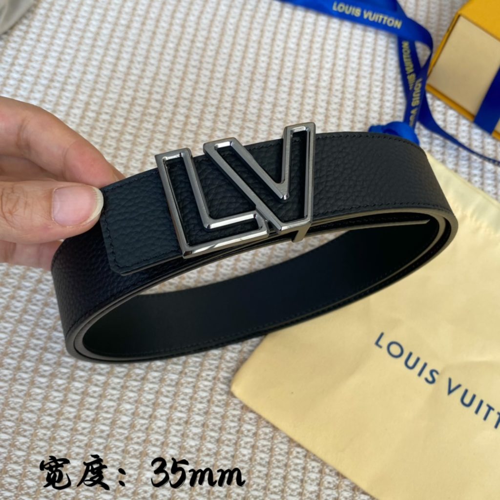 Donkey family S22 fall new belt series [male models] new belt [love] width 3.5cm original factory lychee grain with soft calfskin bottom new hollow letter effect process fine density thick gold plating effect is awesome 👍🏻