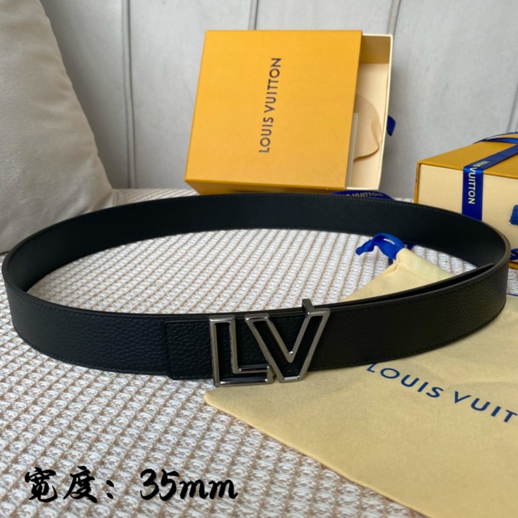 Donkey family S22 fall new belt series [male models] new belt [love] width 3.5cm original factory lychee grain with soft calfskin bottom new hollow letter effect process fine density thick gold plating effect is awesome 👍🏻