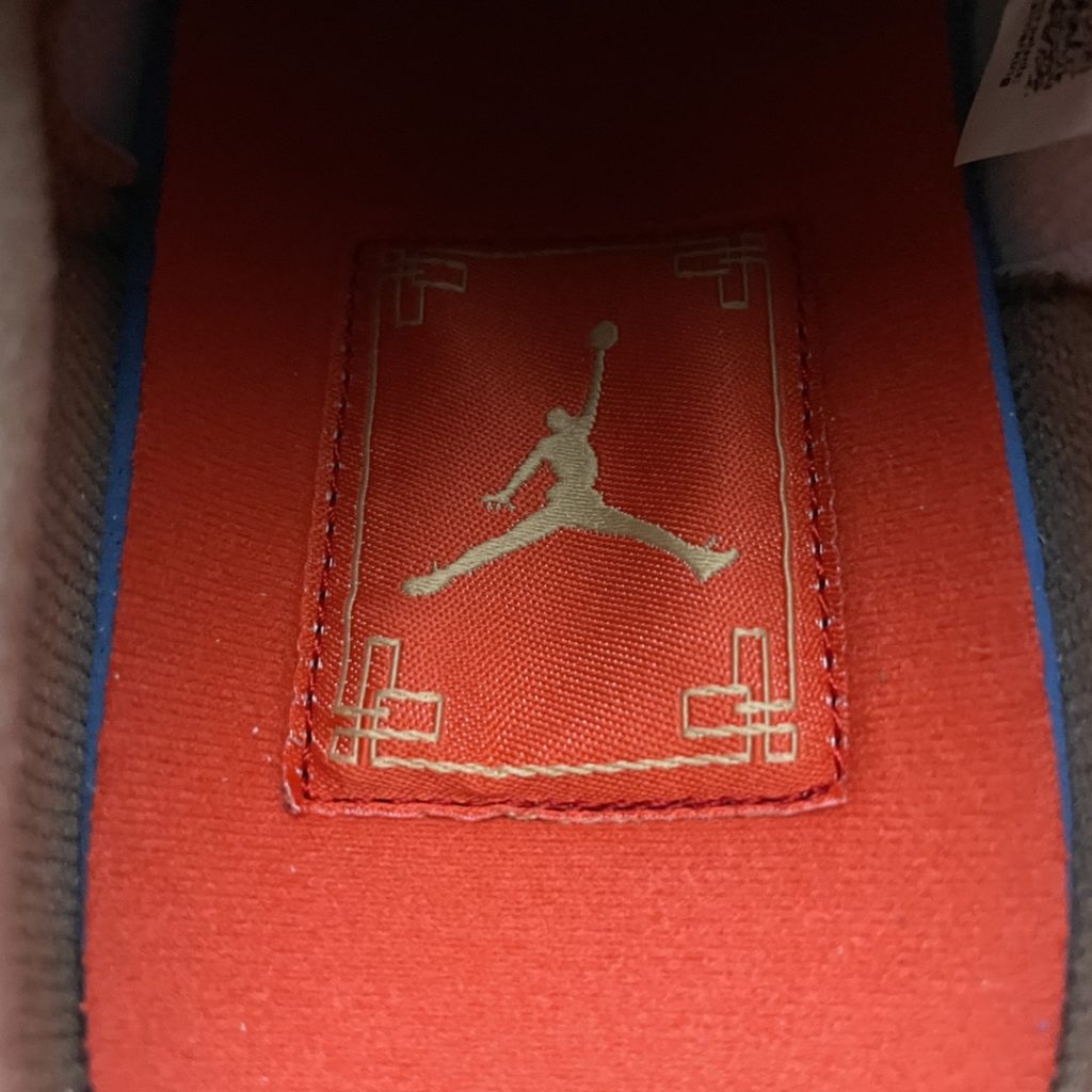 Air Jordan 1 Low Year of the Rabbit Exclusive AJ1 Joe 1 Low Top Cultural Basketball Shoe DV1312-200 Correct shoe box size: 36 36.5 37.5 38 38.5 39 40 40.5 41 42 42.5 43 44 44.5 45 46