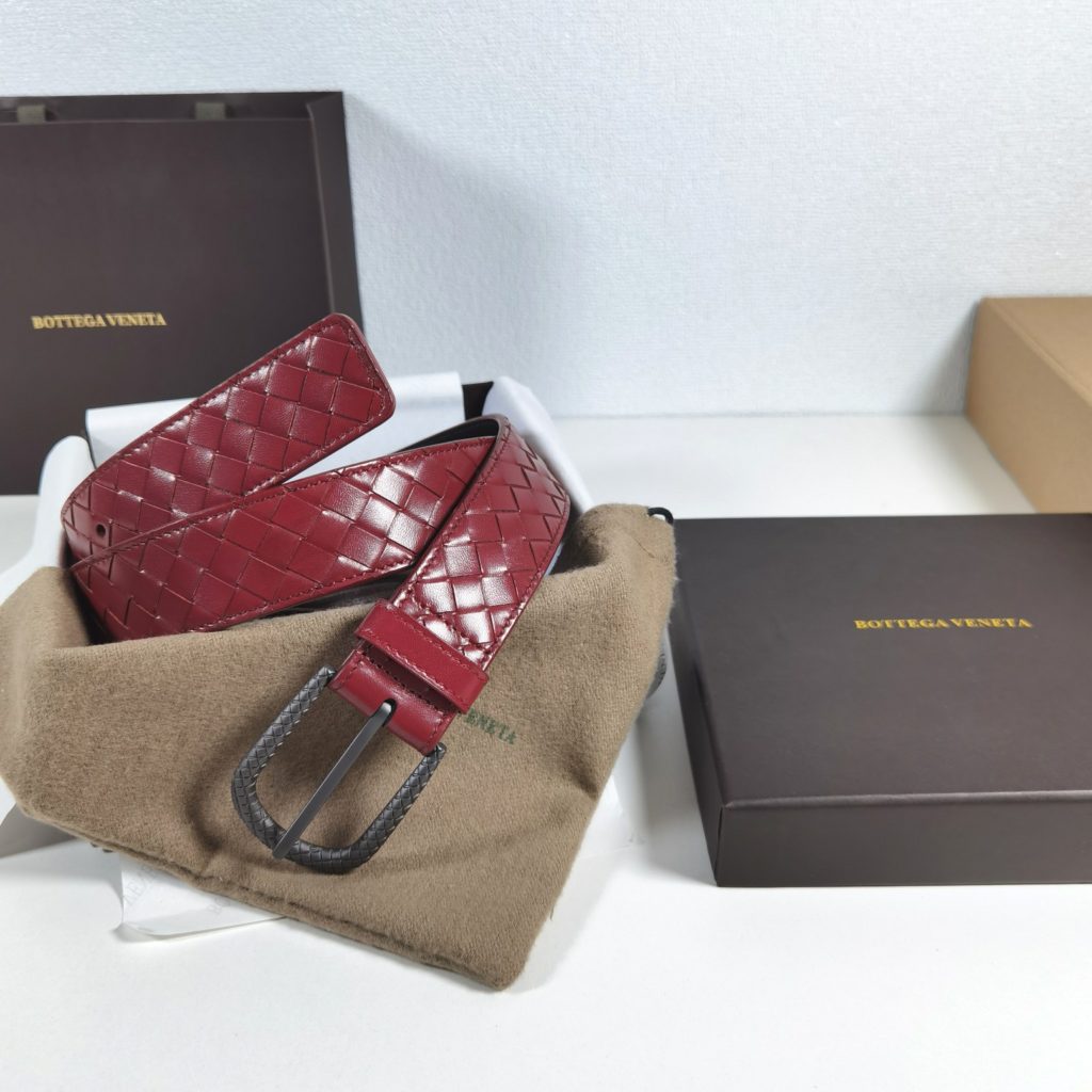 Bottega Veneta 35mm, date red Classic business casual high-end belt Low-key luxury Exquisite handcrafted.