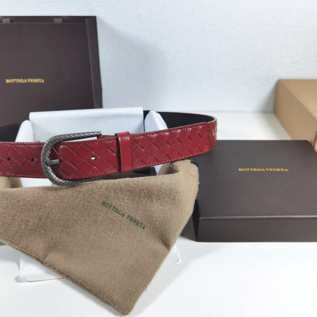 Bottega Veneta 35mm, date red Classic business casual high-end belt Low-key luxury Exquisite handcrafted.