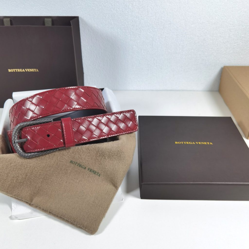 Bottega Veneta 35mm, date red Classic business casual high-end belt Low-key luxury Exquisite handcrafted.