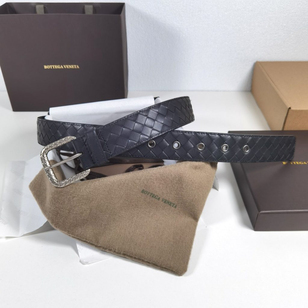 Bottega VenetaMM, Black 🎀 Made of pure handmade cowhide woven, classic business casual model premium belt  Exquisite handcrafted production.