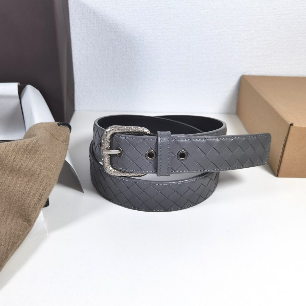 Bottega VenetaMM, Grey 🎀 Made of pure handmade cowhide woven, classic business casual model premium belt  Exquisite handcrafted production.