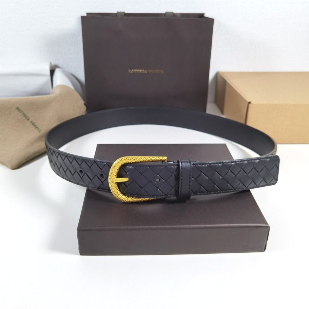 Bottega VenetaMM, Black 🎀 Made of pure handmade cowhide woven, classic business casual model premium belt  Exquisite handcrafted production.