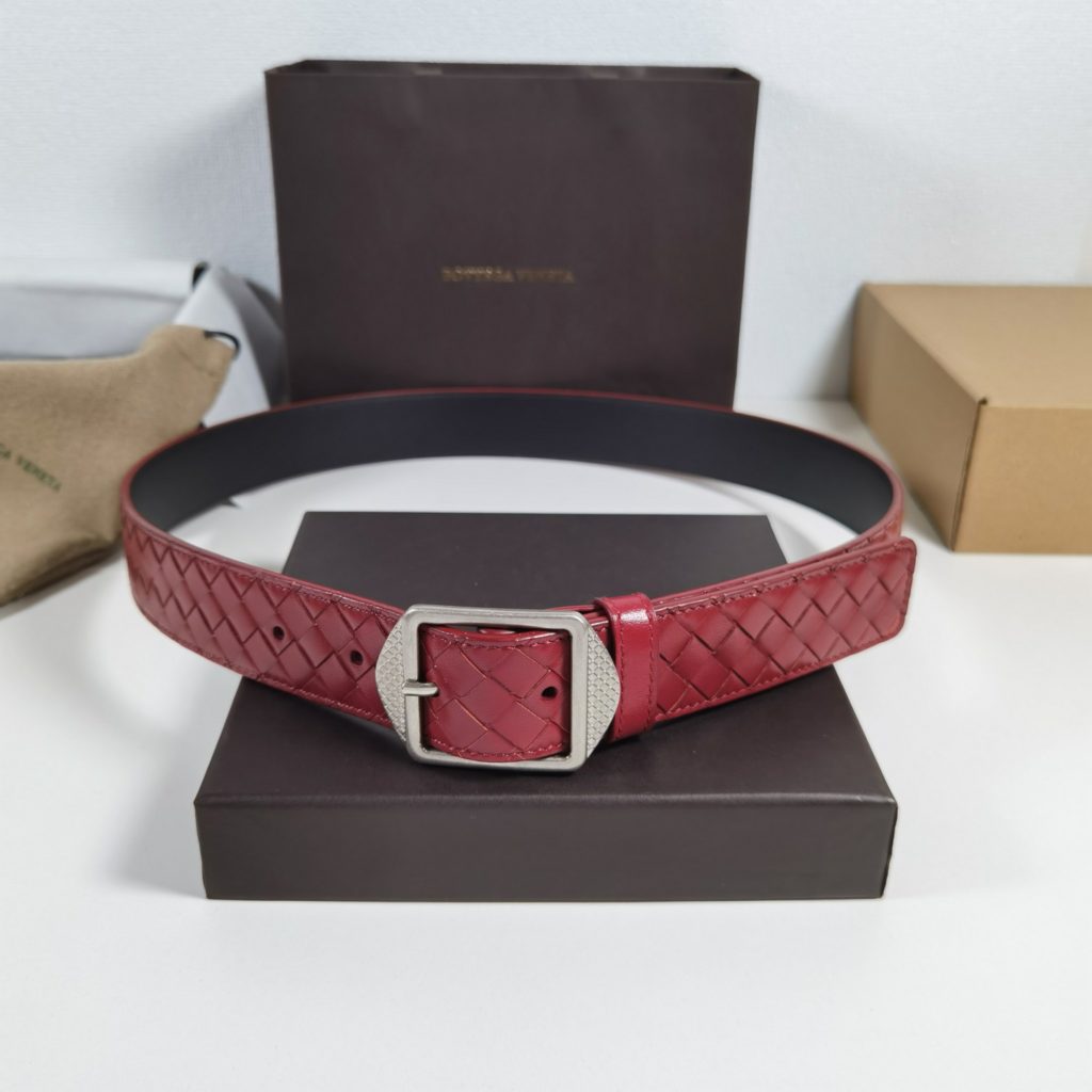 Bottega VenetaMM, date red 🎀 Made of pure handmade cowhide woven, classic business casual model premium belt  Exquisite handcrafted production.