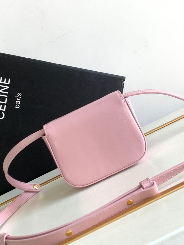 Genuine grade  original leather version Celine Triumph mini satchel 23s 🆕 Limited light pink 🌸 Imported pure steel shoulder strap made of pure steel for cattle and sheep can be adjusted and unlocked 🔓 A variety of back method paper towel lipstick keys can also be fitted with a small card bag, exquisite and small, to enhance the wear of the universal cute 16850 Sezi: 11 * 8 * 4cm Model: 10513