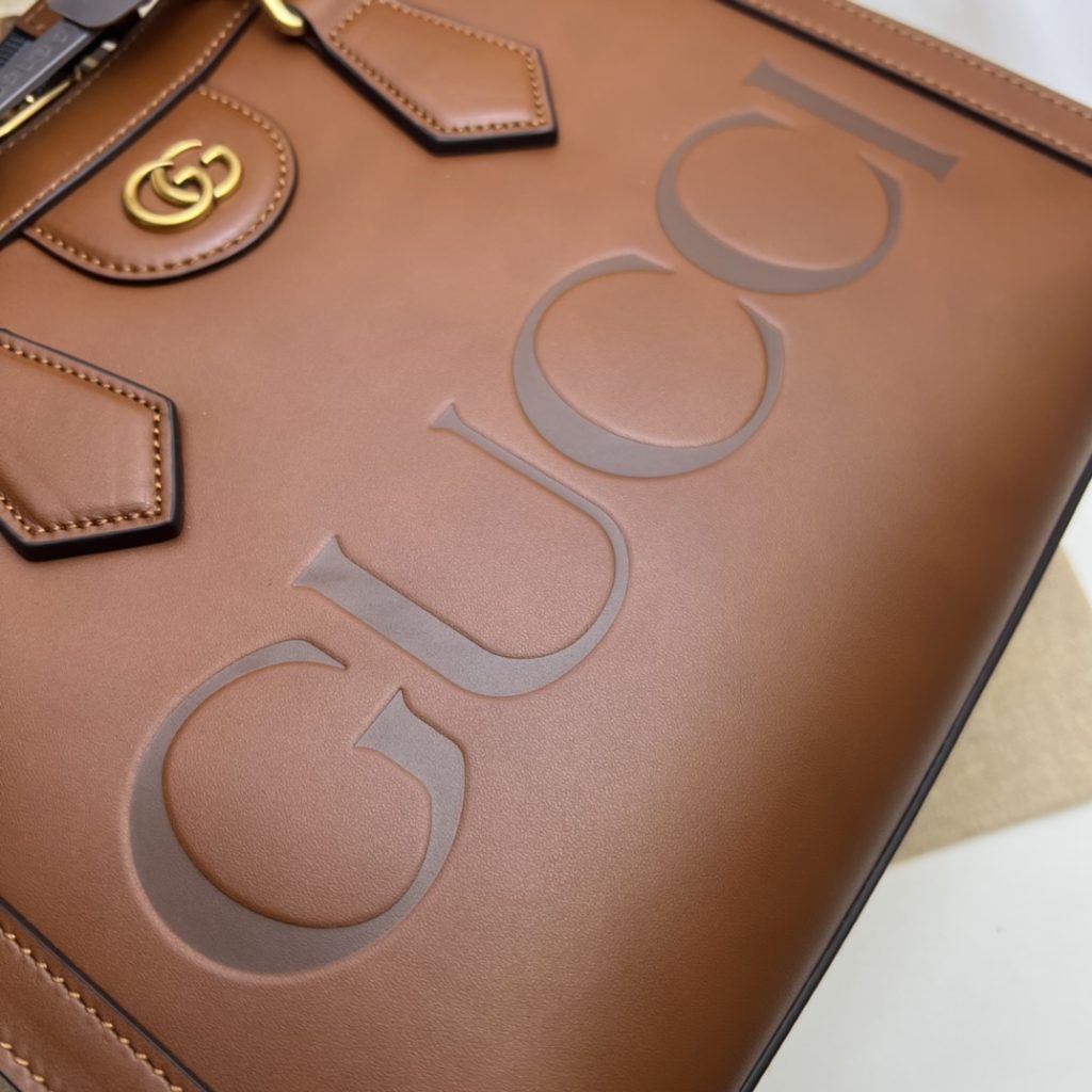 Counter quality, top original goods, physical reality! 660195 brown embossed word 🎈