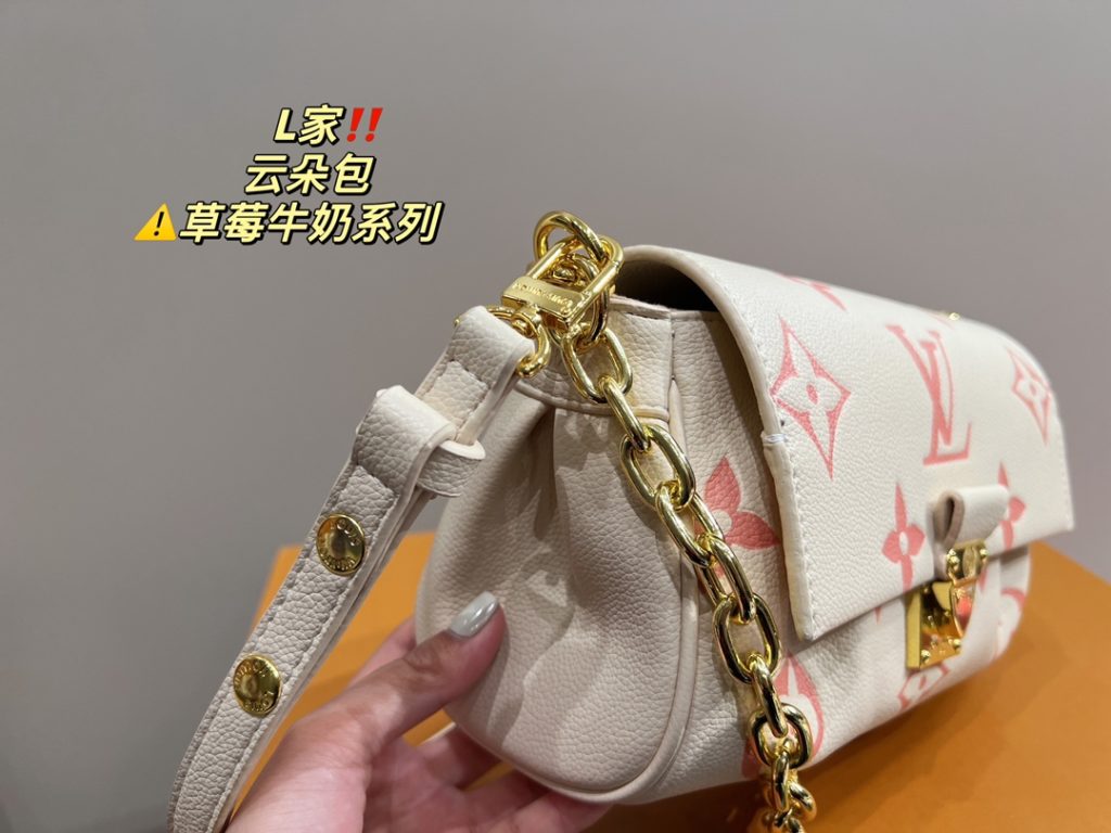 LV Cloud Bag<br>Strawberry Milk Collection<br>Super classic and fashionable<br>Unexpectedly versatile<br>Durable and sophisticated for everyday use<br>A must-have