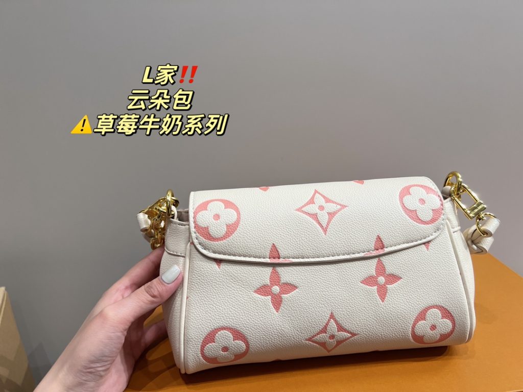 LV Cloud Bag<br>Strawberry Milk Collection<br>Super classic and fashionable<br>Unexpectedly versatile<br>Durable and sophisticated for everyday use<br>A must-have